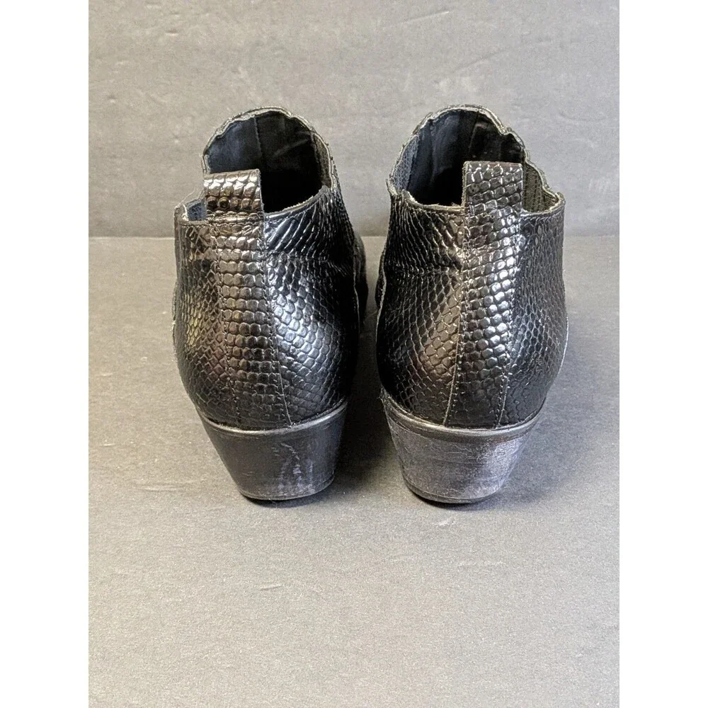 Stacy Adams- Leather Dress Ankle Boots Men Size 9.5 Black Alligator Print